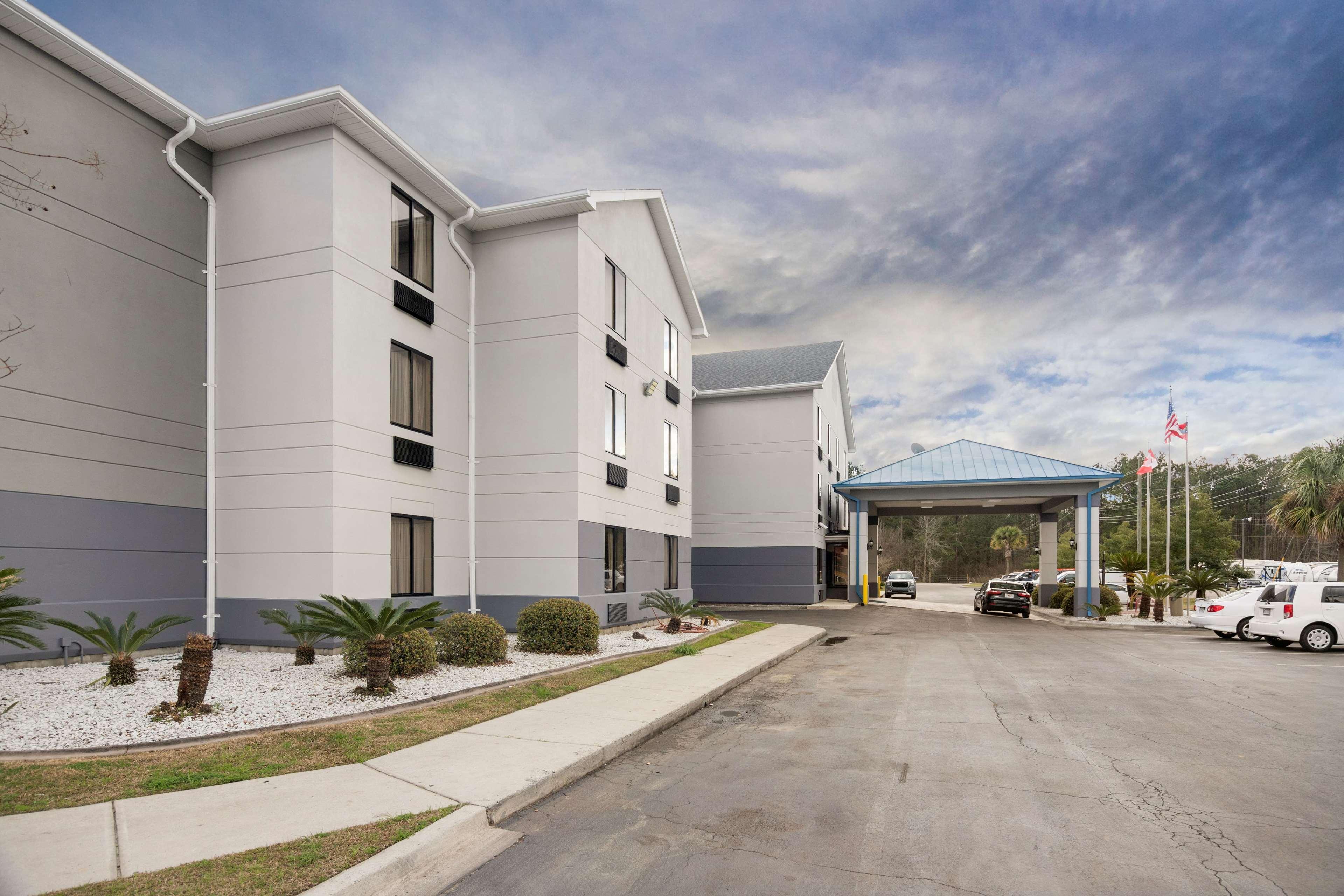 Hotel Baymont By Wyndham Pooler/Savannah Exterior foto